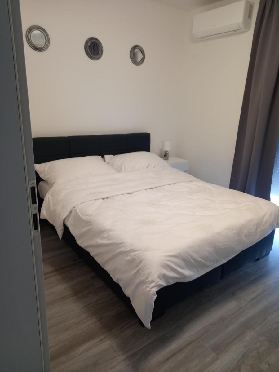 Apartament Daria Baile Felix - Housity