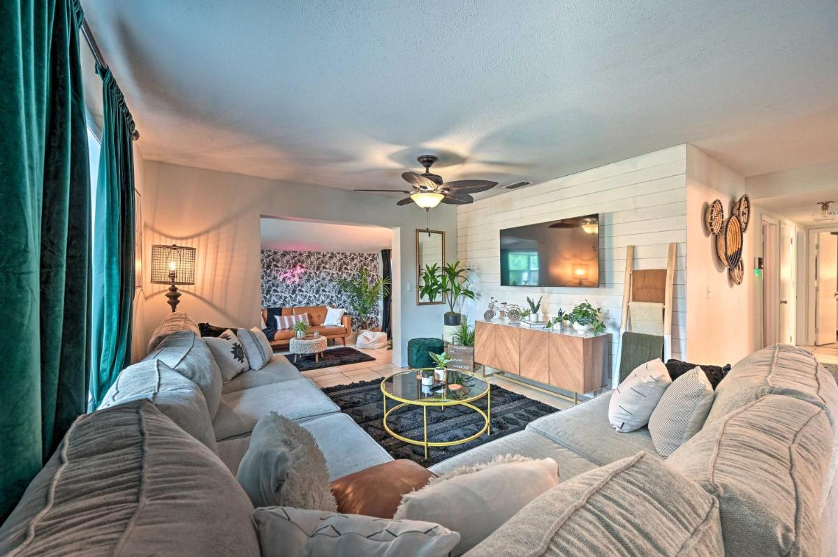 Idyllic Brandon Home with Fenced Yard and Patio! - Housity