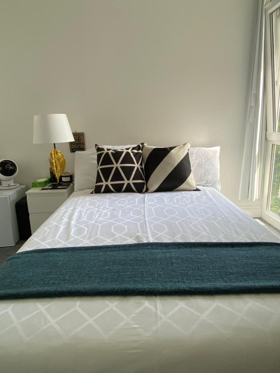The Vixen House - Housity