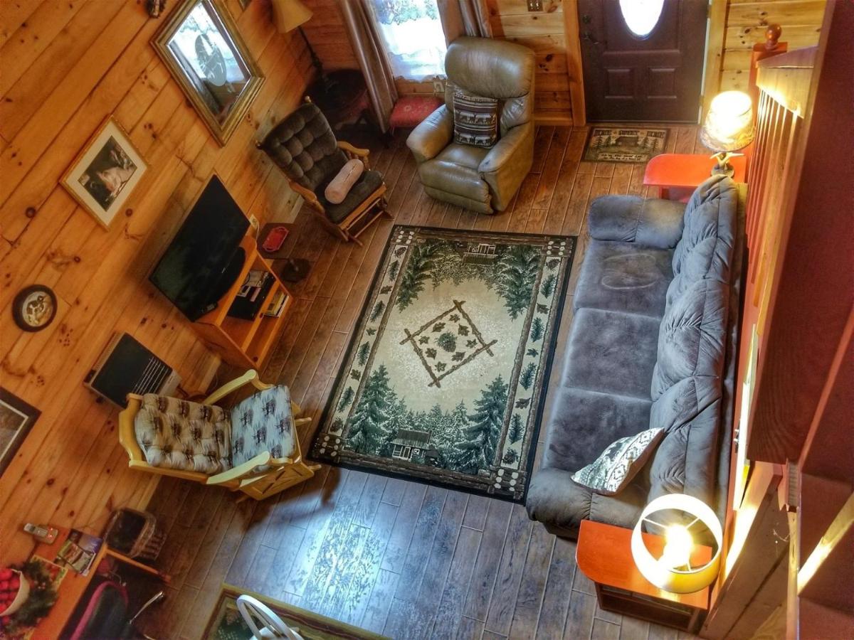 Holly Hill-Ocoee River Cabin Rental - Housity