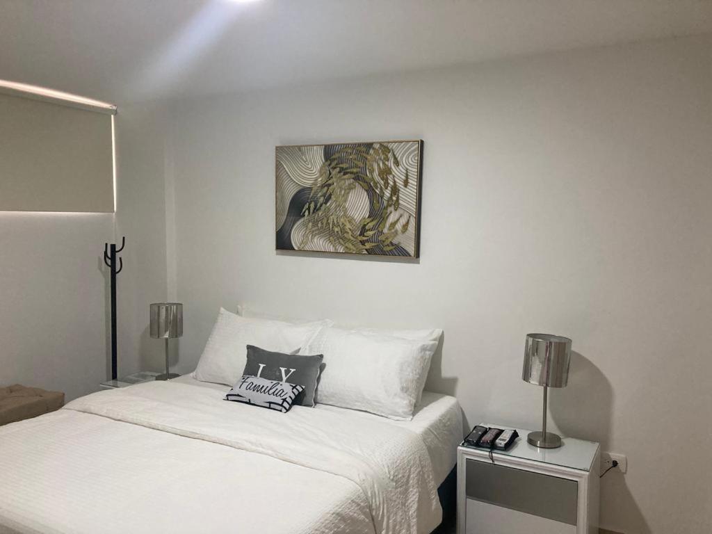 Hermoso Apartamento en el Rodadero, a tan sólo una cuadra de la playa! - Housity
