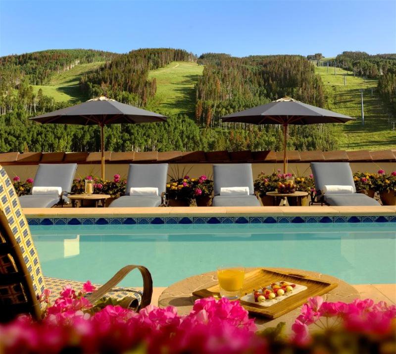 Luxury Ski-In, Ski-Out 1 Bedroom Residence In Lionshead Village At Vail Square - Housity