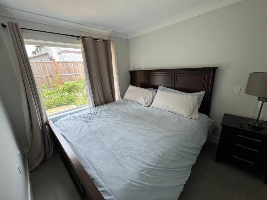 Brand New Constructed 1-bedroom townhouse - Housity