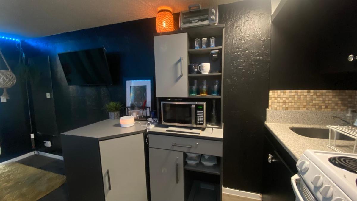 Lewers Studio Suite - Housity