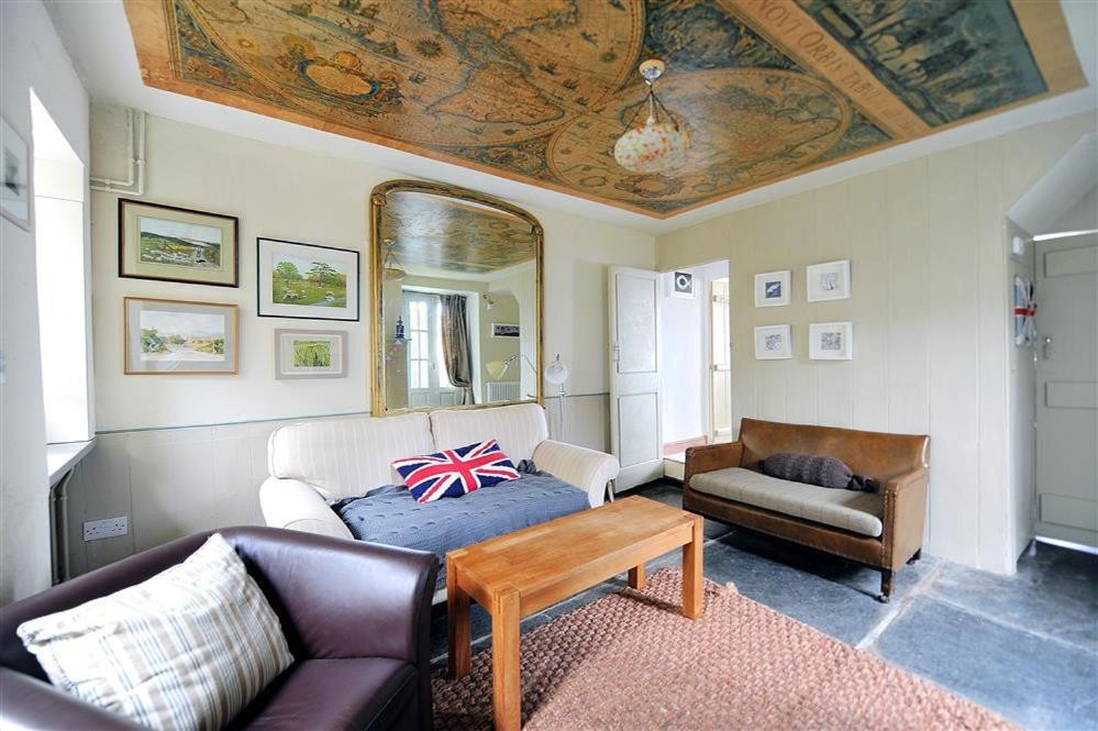 10 Cobb Terrace - Housity