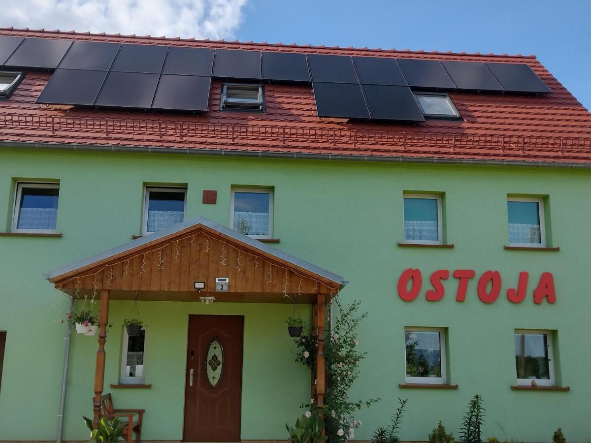 Pokoje Gościnne Ostoja - Housity