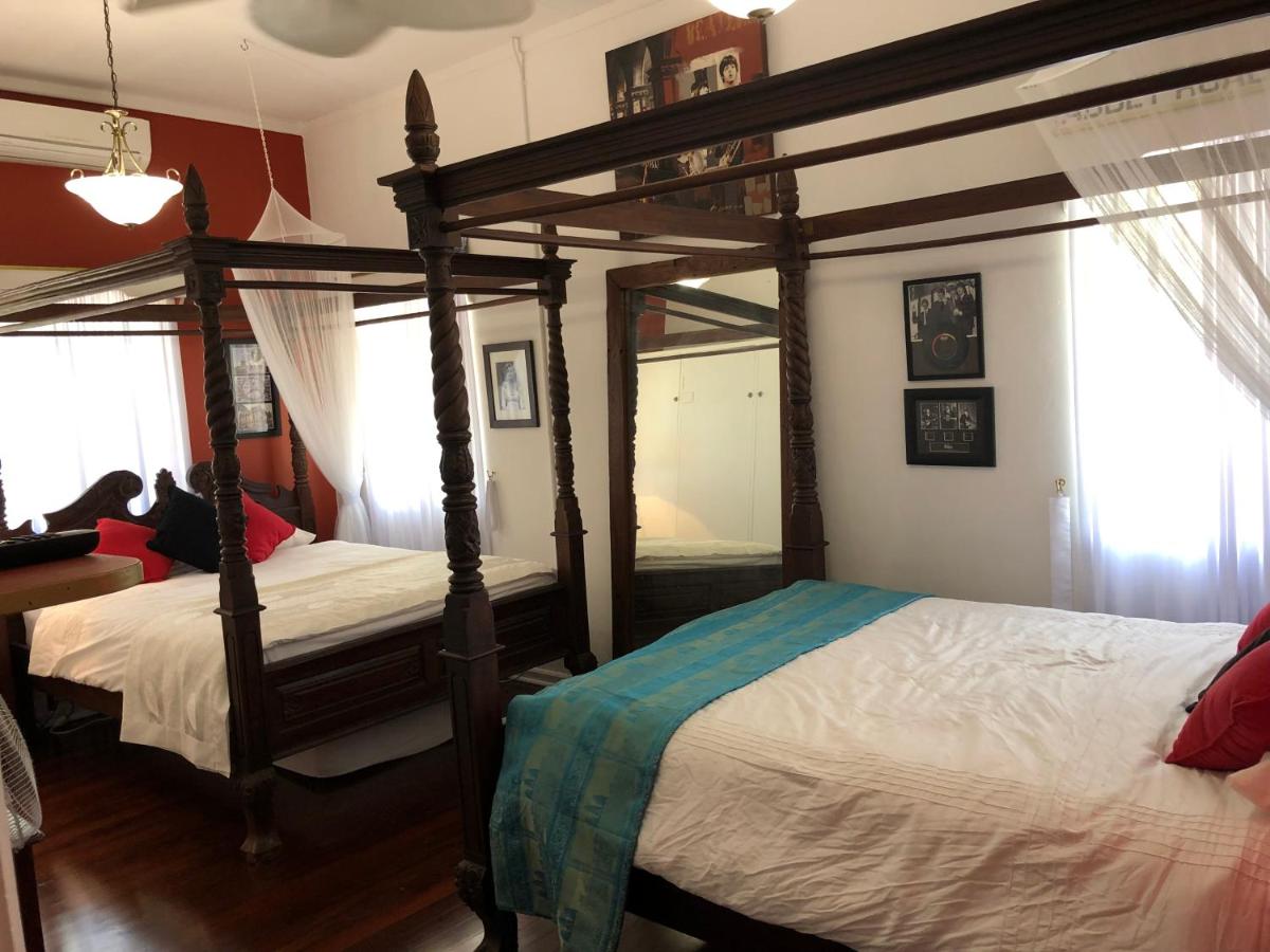 Island Time Guest Room - Housity