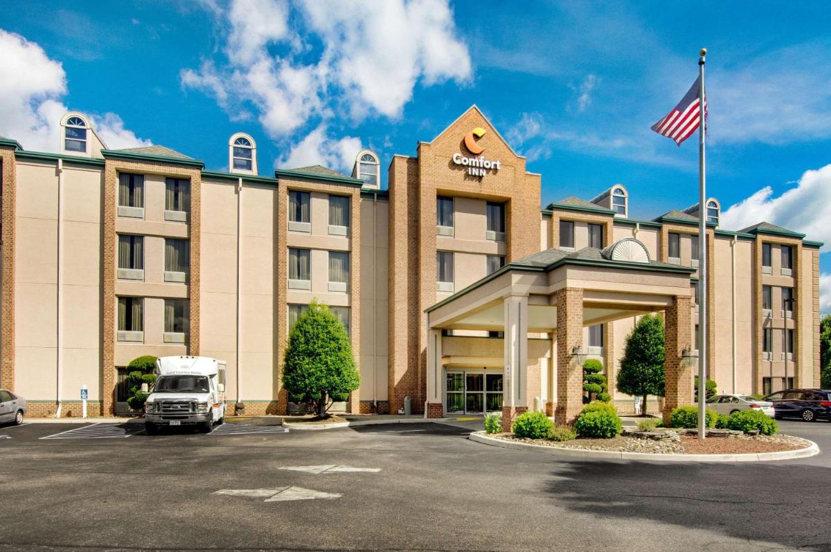 Comfort Inn Airport - Housity