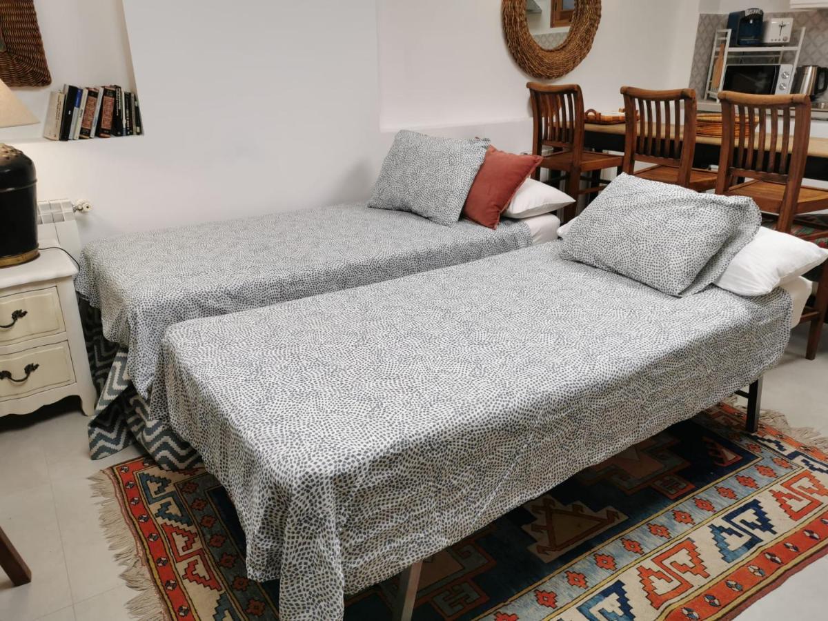 Loft in Beautiful 19th Century House - Housity