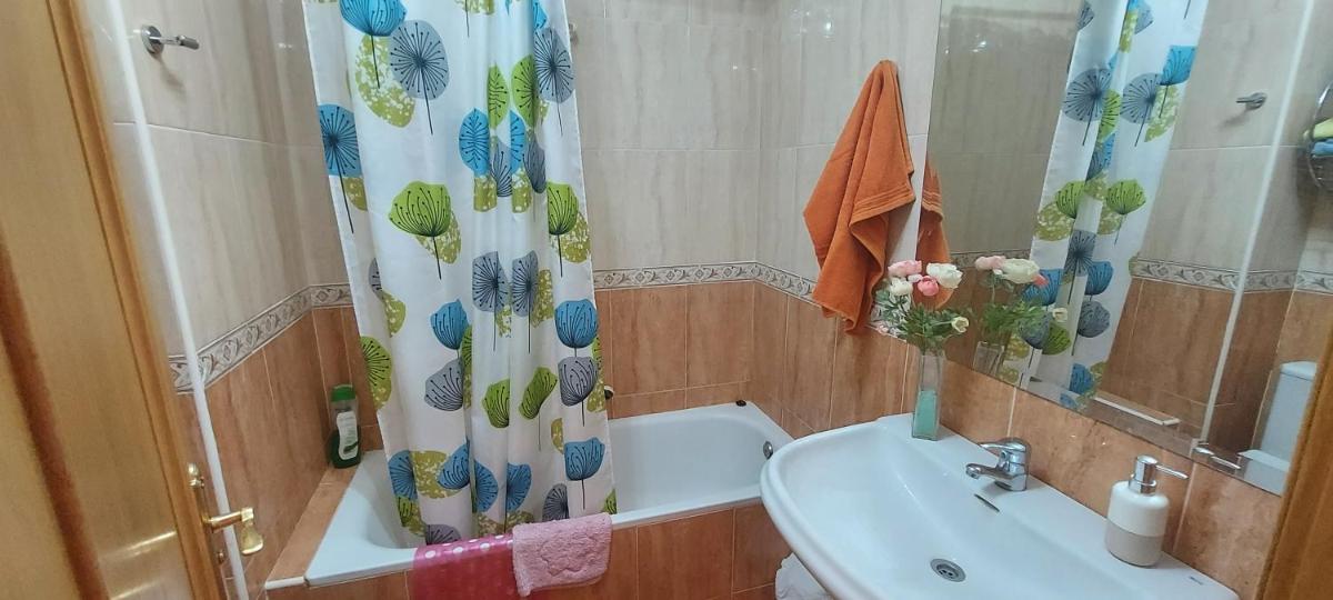 Apartamento en Ogíjares, a 2 kilómetros de Granada - Housity