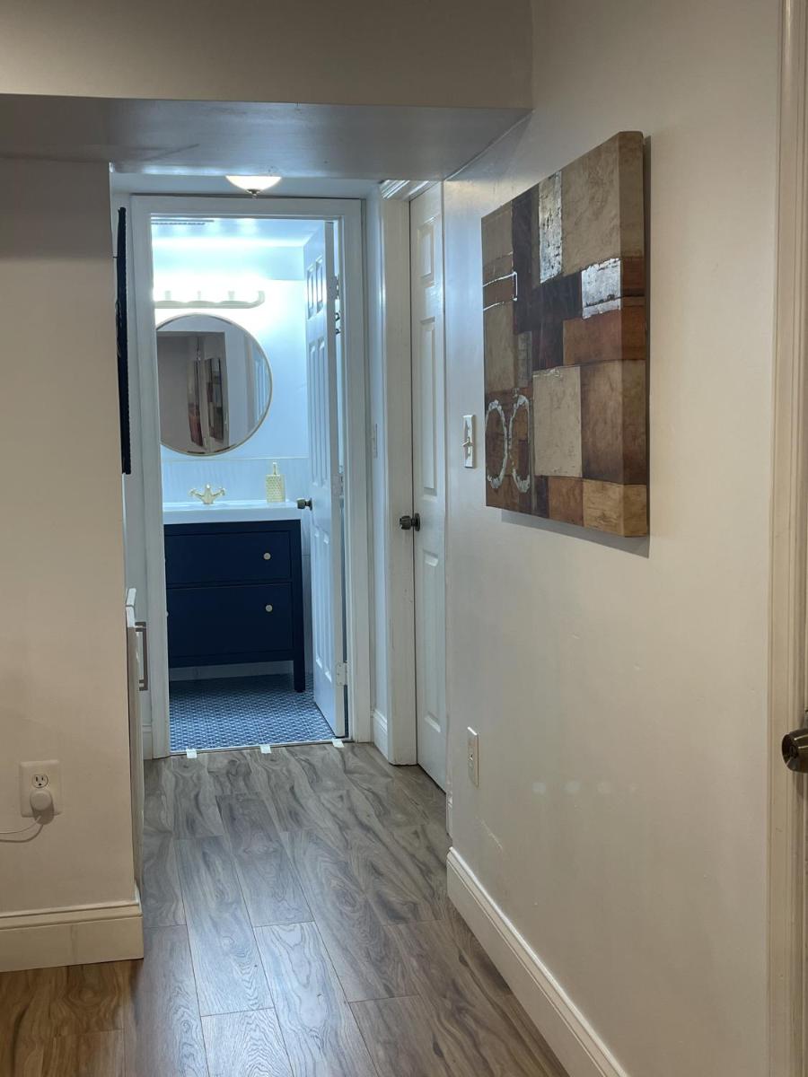Upscale, Brand New, Full Kitchen, 2-Bedroom Apt - Housity