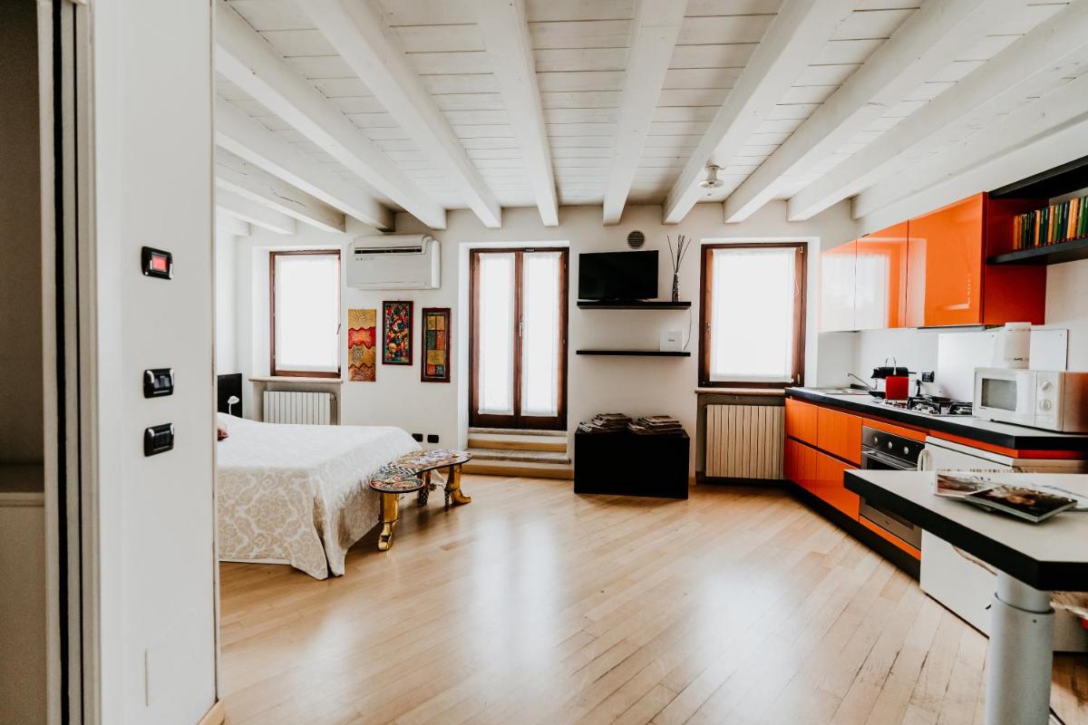 La Piu' Bella Verona - Housity