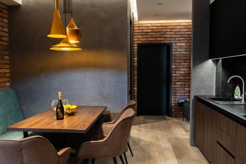 Suitetrails - RentWill apartments Loft