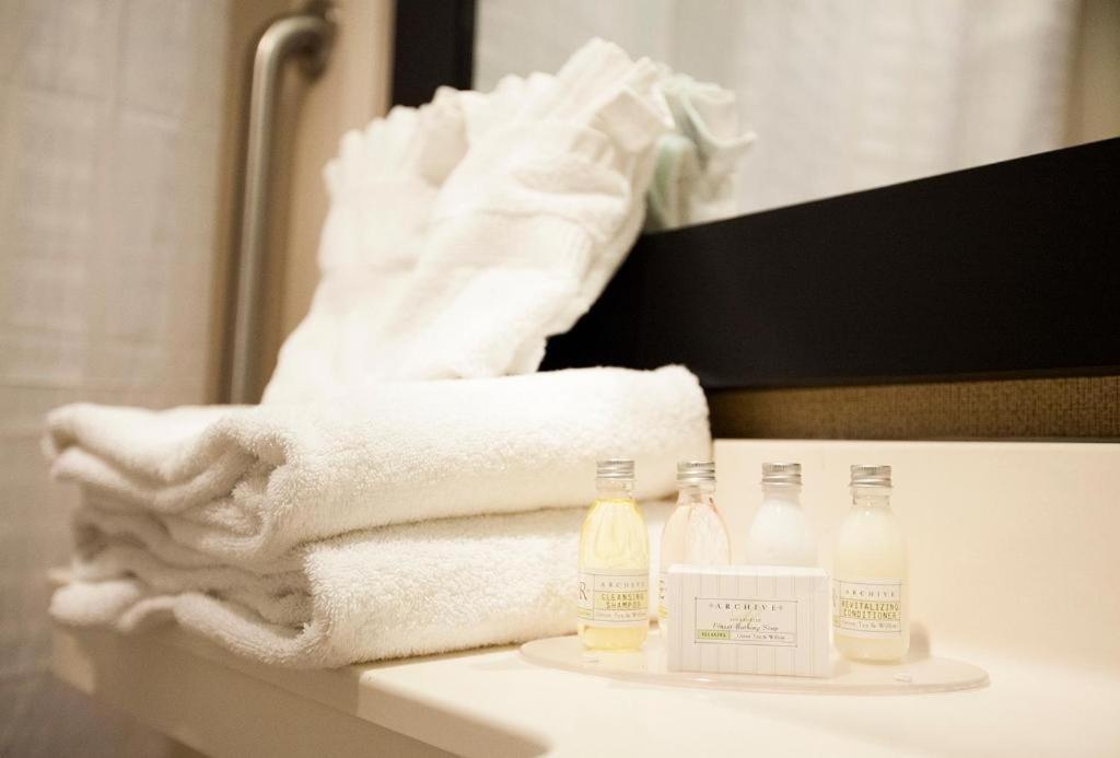 Hudson River Hotel - Housity