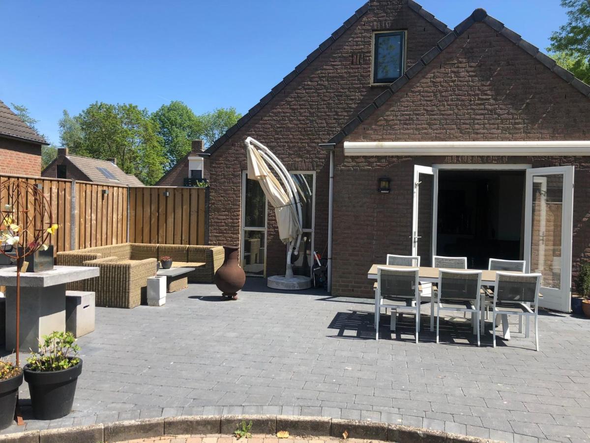 Recreatiewoning Maas en Waal 191 - Housity