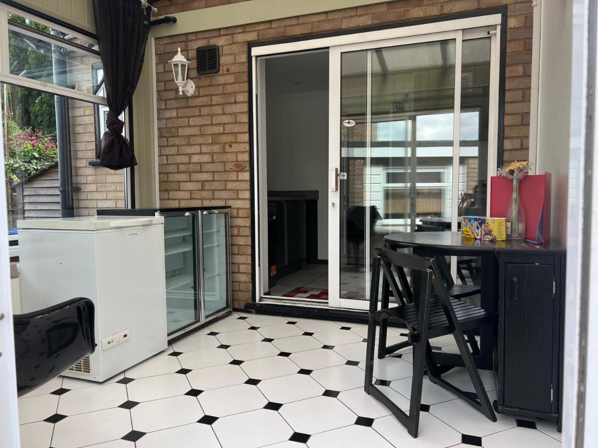 Lutterworth Self Contained Annexe - Housity