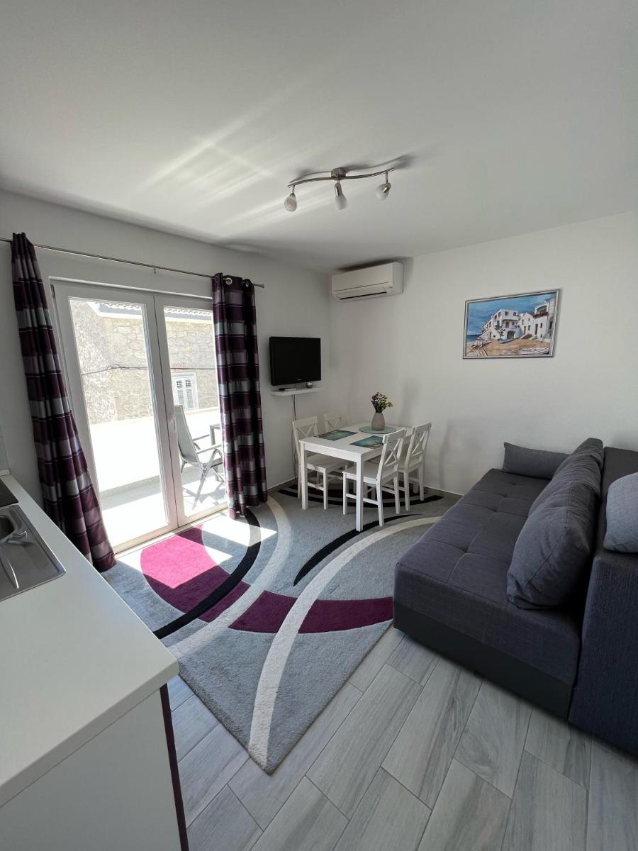 Apartment More - Housity