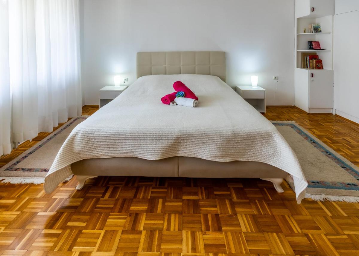 Avlija Garden Gem - Housity