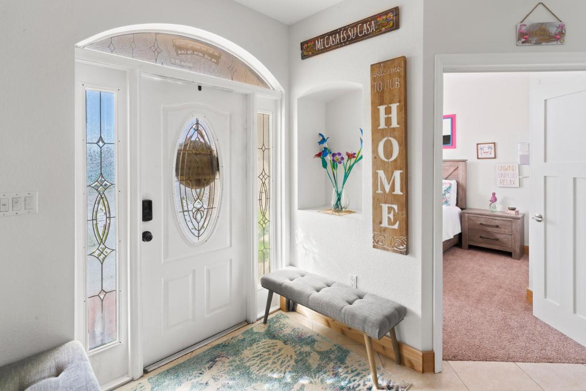 Suitetrails - UPSCALE MANSION IN THE HEART OF MIAMI WITH POOL