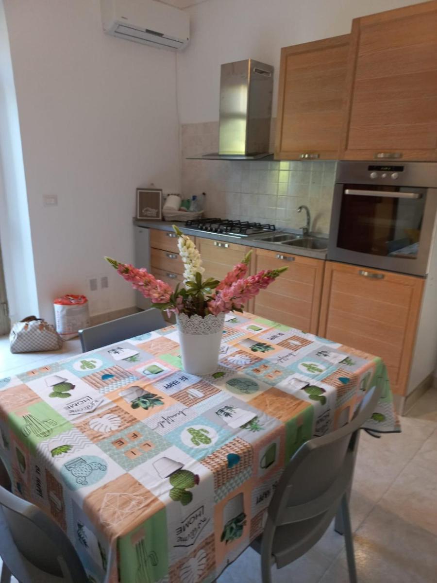 GREEN HOUSE - Housity