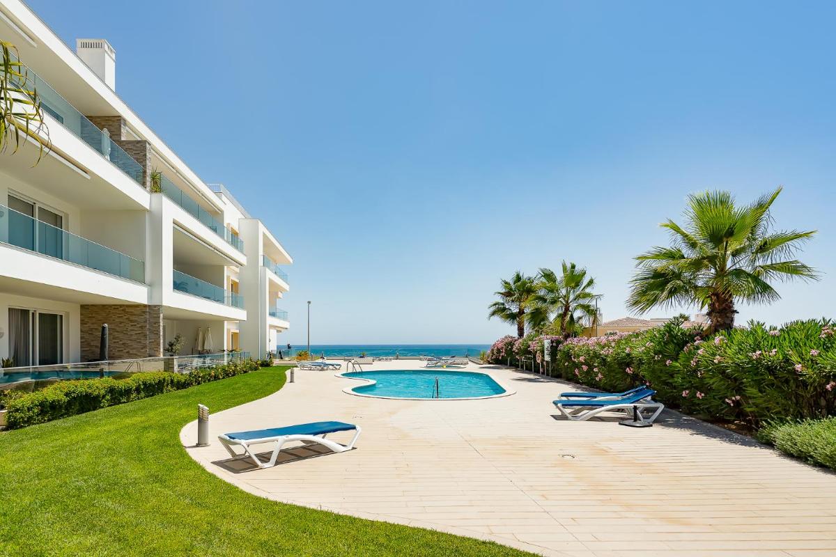 Porto de Mos Golf & Beach B&B AL-40312 - Housity