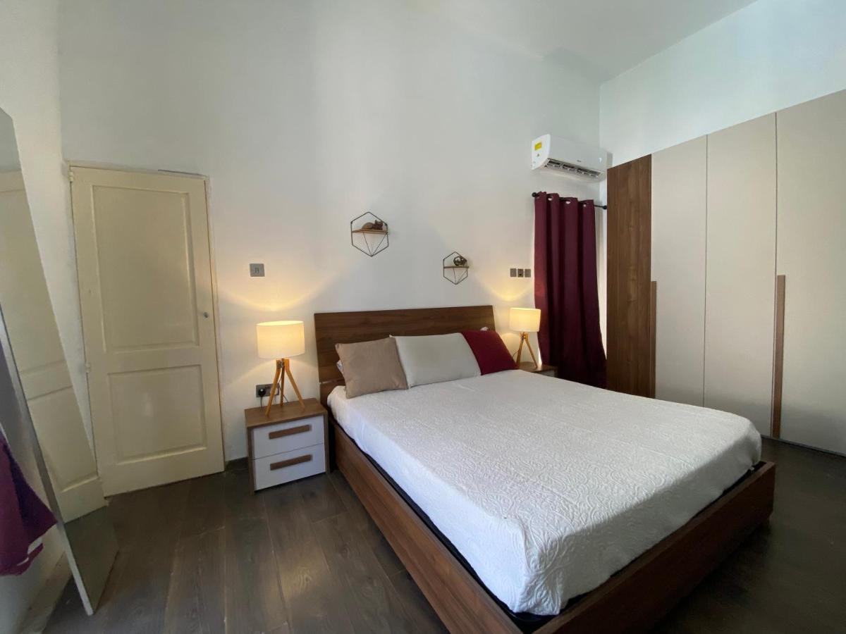 Blue Waters Town House - Housity