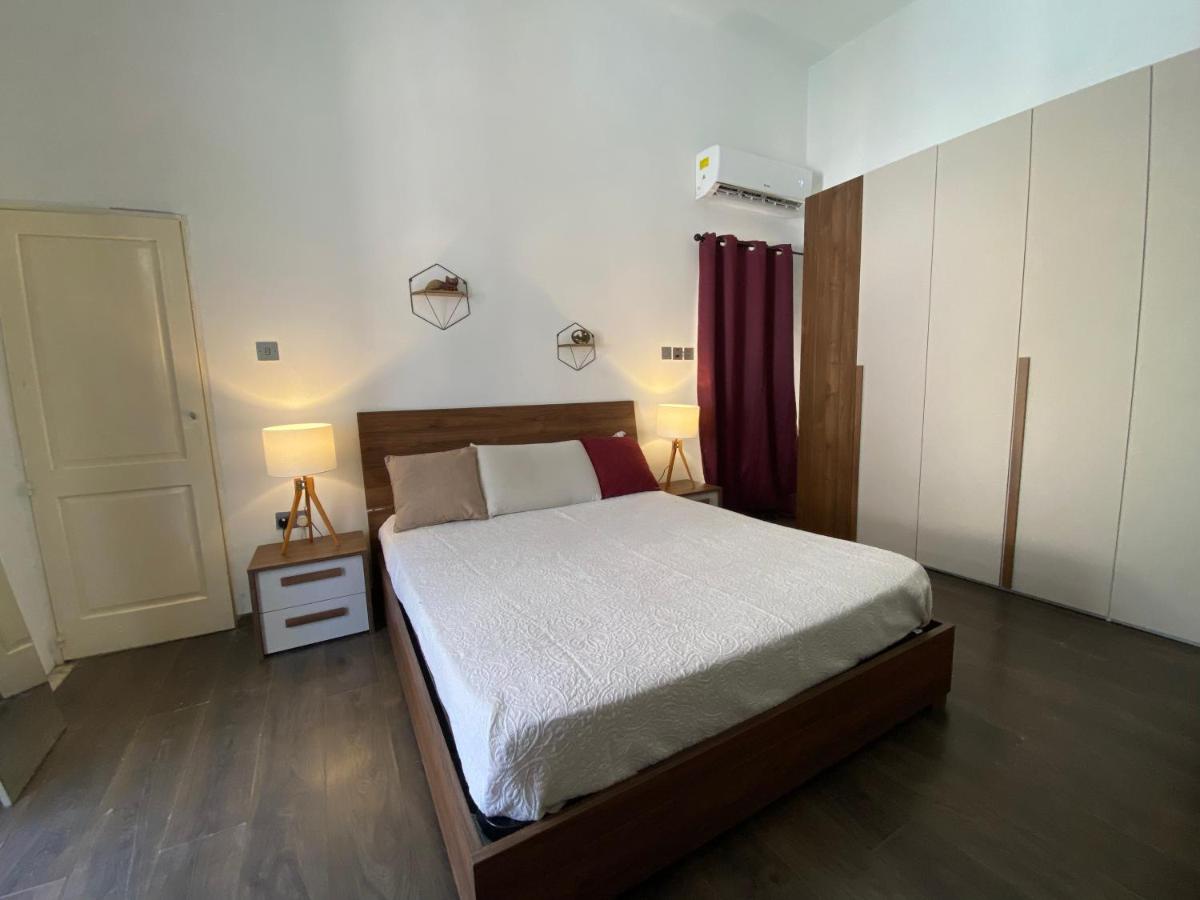 Blue Waters Town House - Housity