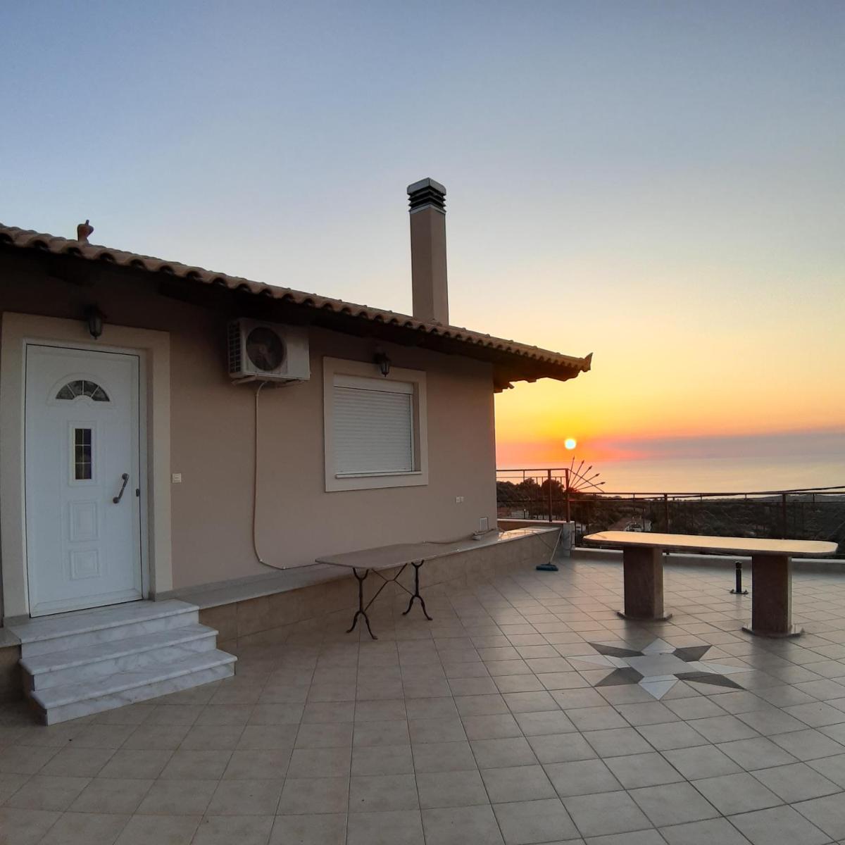 Suitetrails - -Tsiakos Apartment- in Vryses