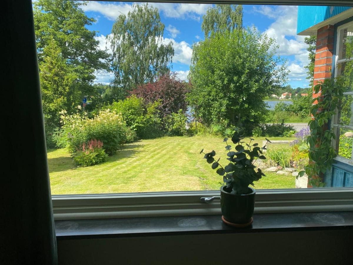Central lägenhet med egen sjö - Housity