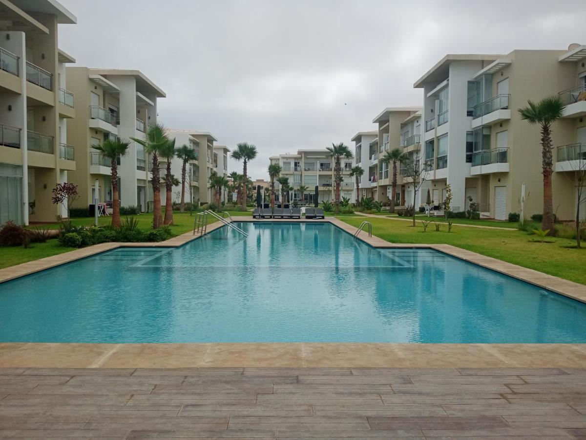 CASABAY Sidi Rahal, appartement avec accés direct à la plage et piscine - Housity
