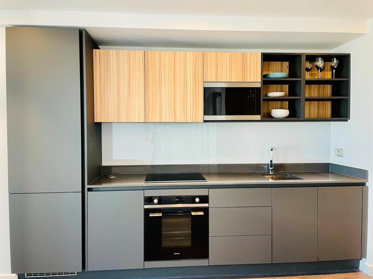 Royal Wharf Apartments - Housity