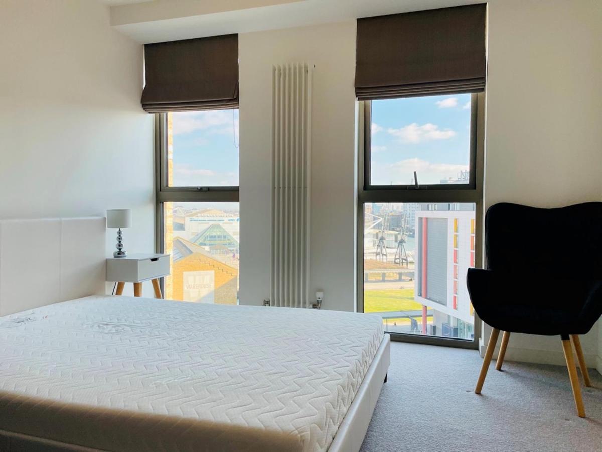 Royal Wharf Apartments - Housity