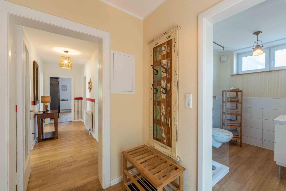 SEASIDE APARTMENTS - BOATHOUSE - Hizvo