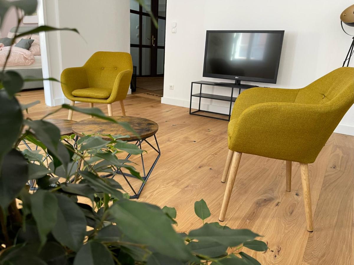 SCHLOSS & ALTSTADT - Modern & Stylish für 6 Küche - Housity
