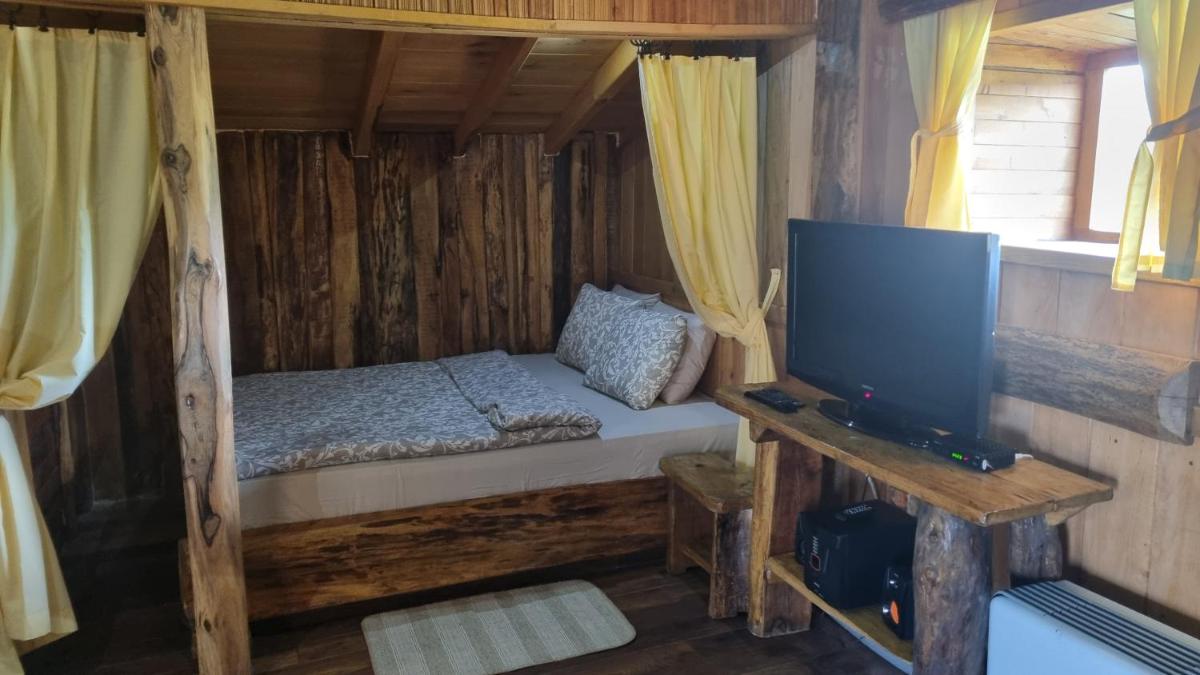 Hobbit eco house -Ždrelo - Housity