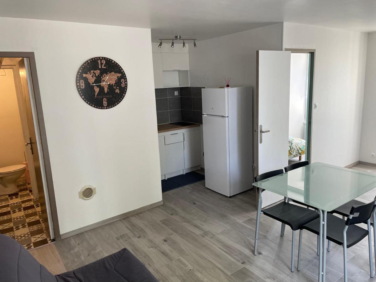 Logement en bord de port - Housity