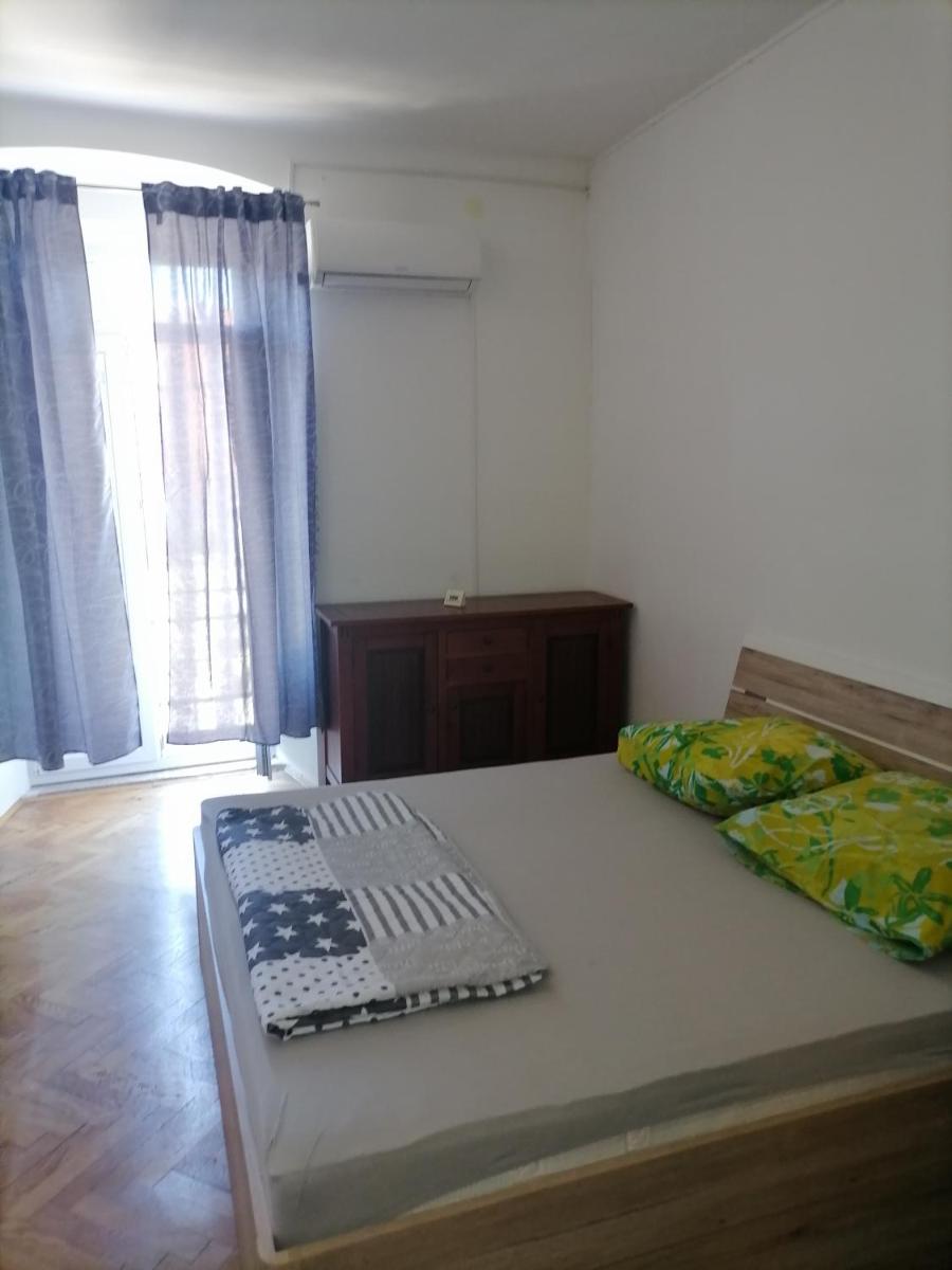 Kosi toranj - Housity
