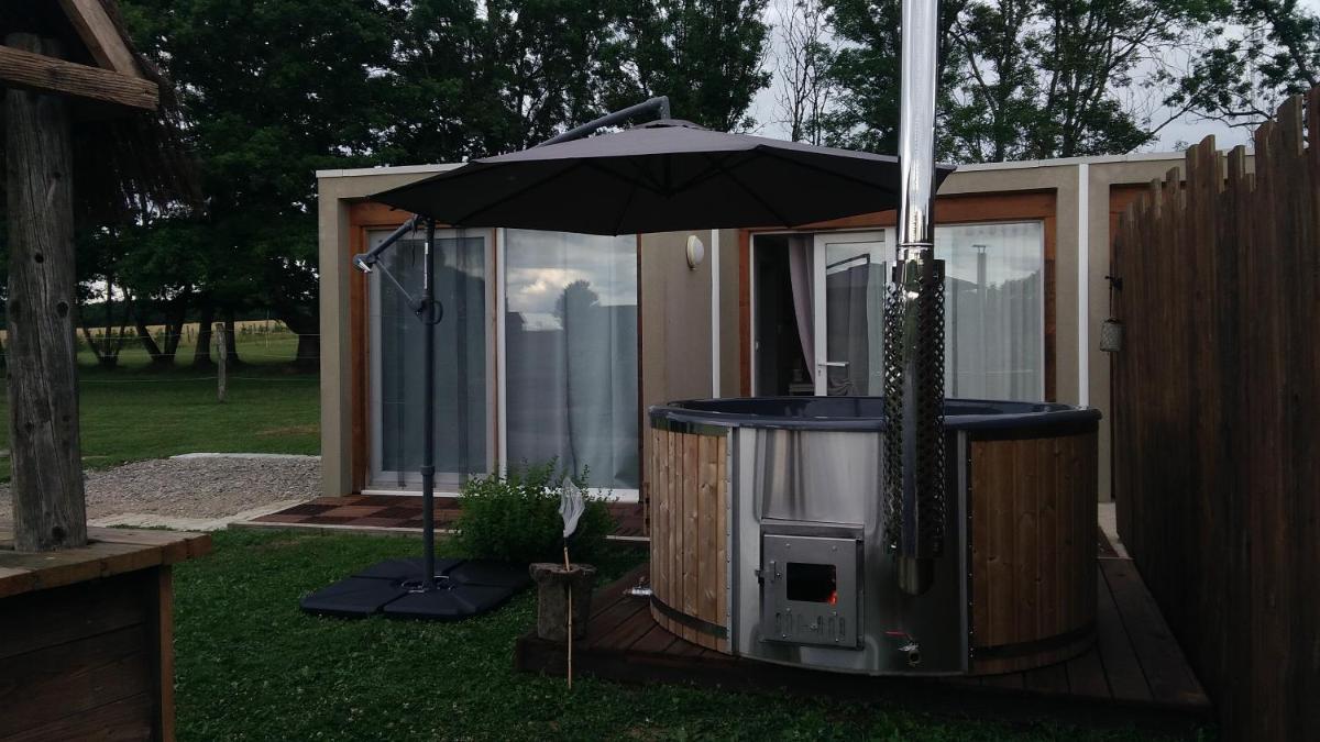Soirée romantique avec Bain Nordique sur Domaine Equestre, Studio Tout Confort - Housity