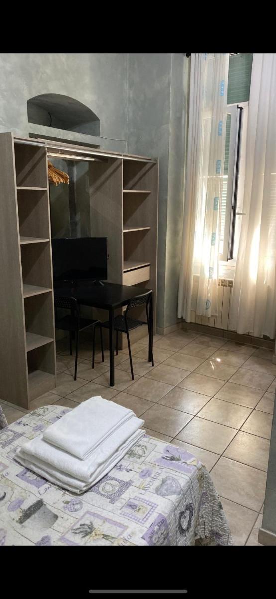 Cavour Guest House - Housity