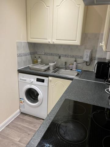 Waverley Inn Flat - Housity