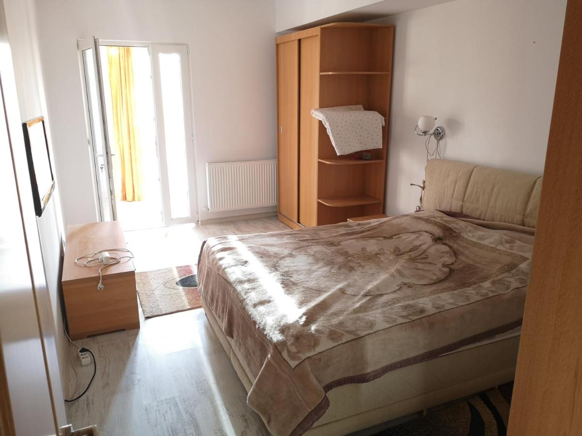 Relax One - Housity