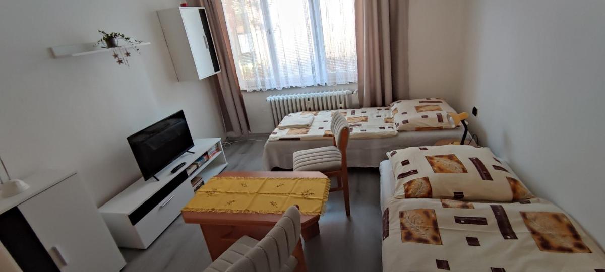 Na Šištotě 628 - Housity
