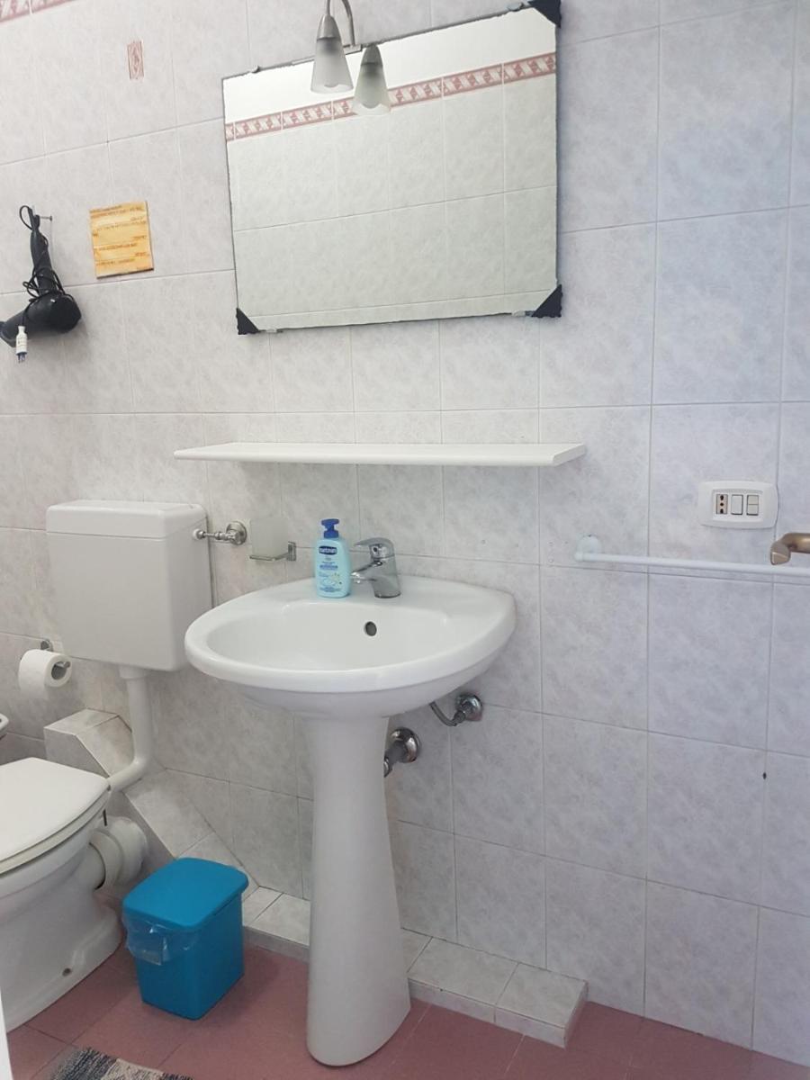 Lipari Centro Storico Flat 6 mins from Port - Housity
