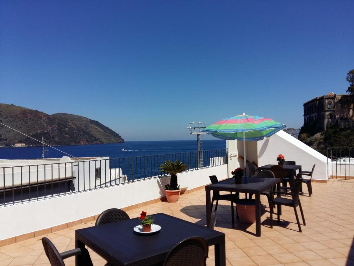 Lipari Centro Storico Flat 6 mins from Port - Housity