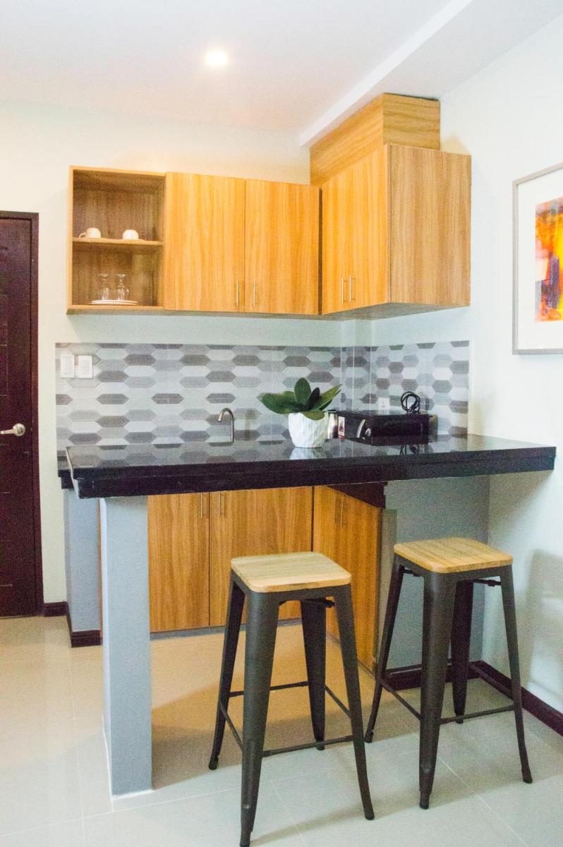 Suitetrails - ELTI SUITES By Bluebookers