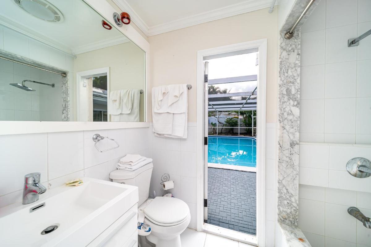 Pool Vacation Villa 1 - Housity