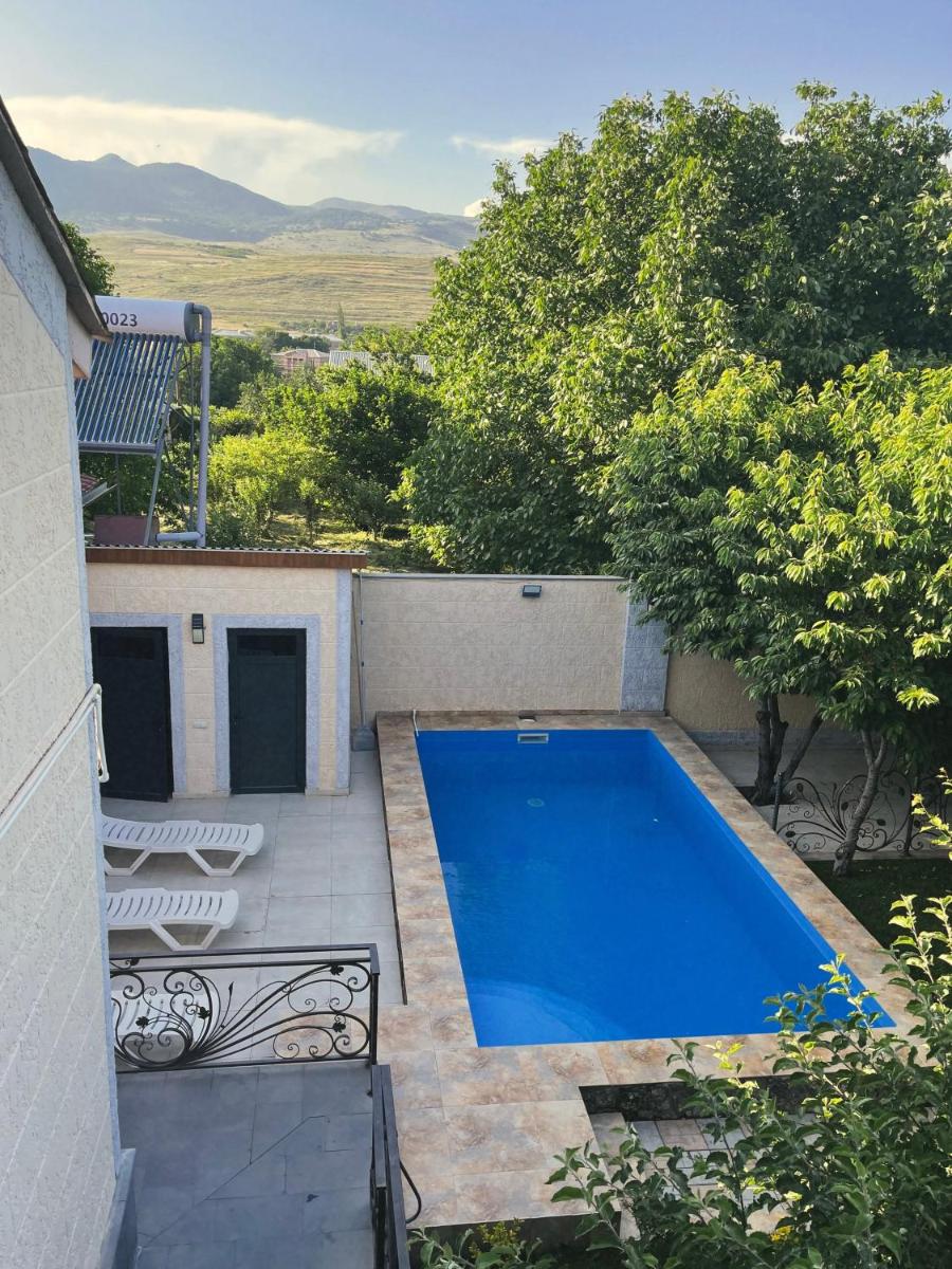 Luxury Villa - Housity