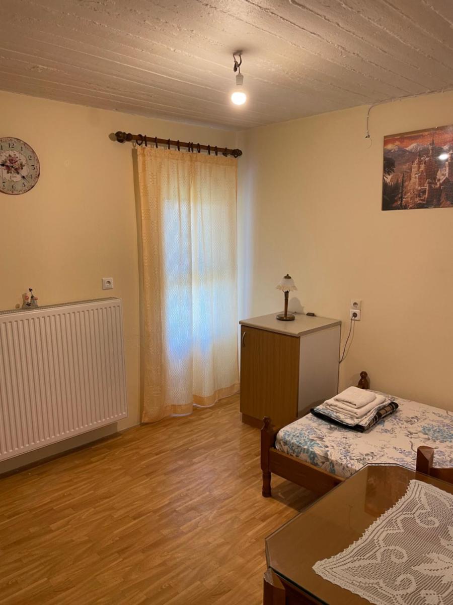Villa Lochia - Mikrospilia House - Housity