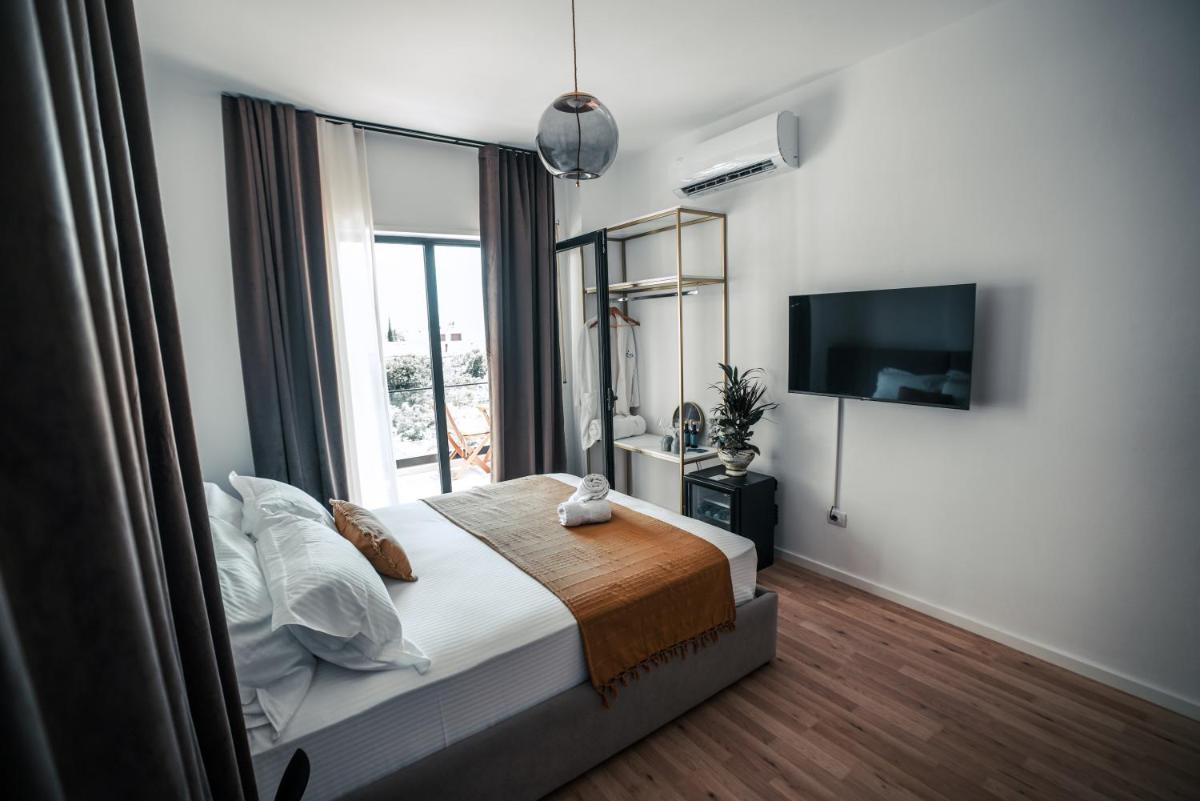 Mia Marine Rooms - Housity
