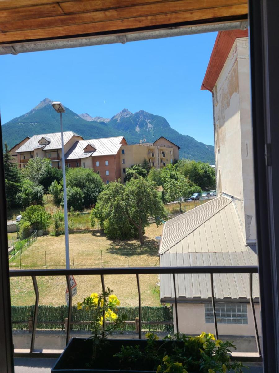 Hotel de la Gare - Housity